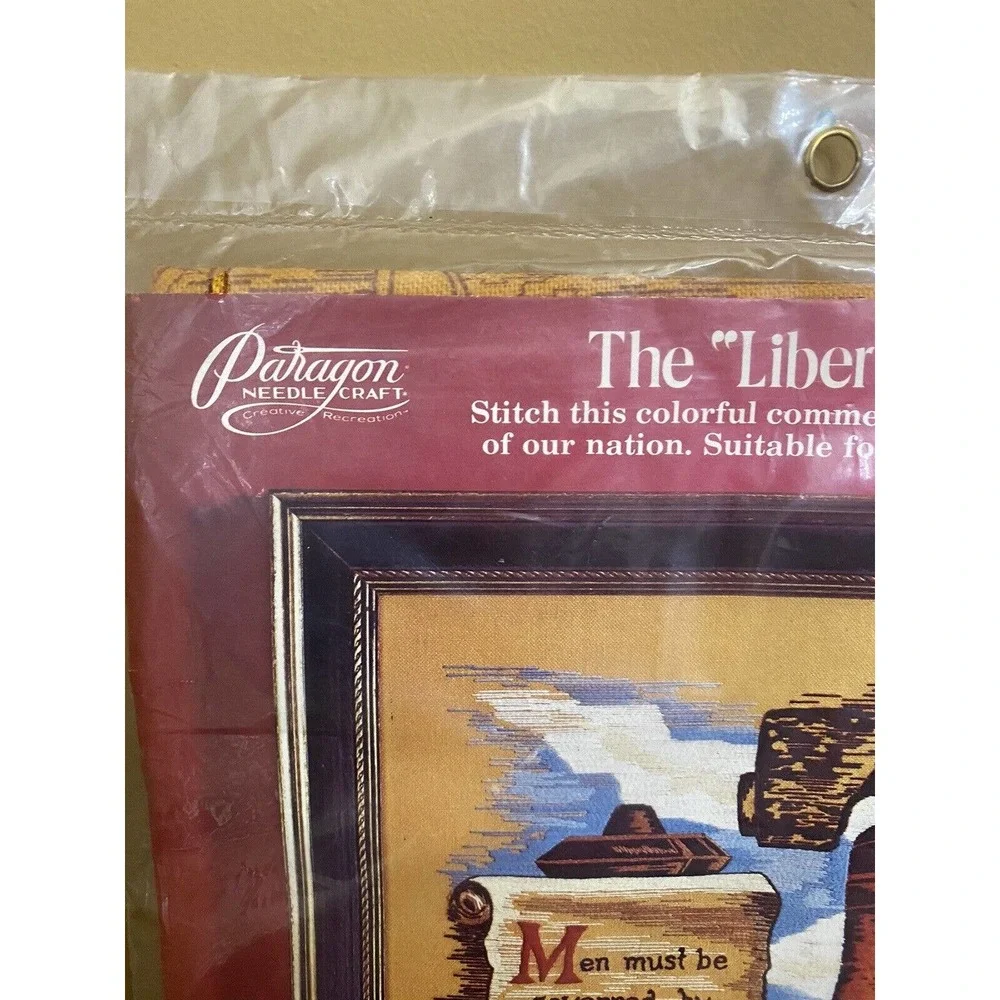 Creative Crewel Stitchery Kit 0311 Liberty Bell American History‎ 1975 Paragon